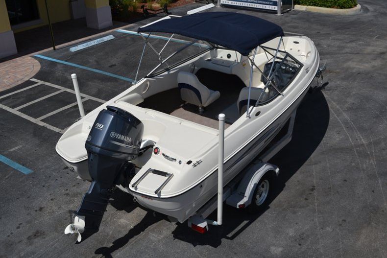 Thumbnail 53 for New 2013 Stingray 191 RX Bowrider boat for sale in West Palm Beach, FL