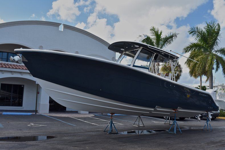 Thumbnail 7 for New 2018 Cobia 344 Center Console boat for sale in West Palm Beach, FL