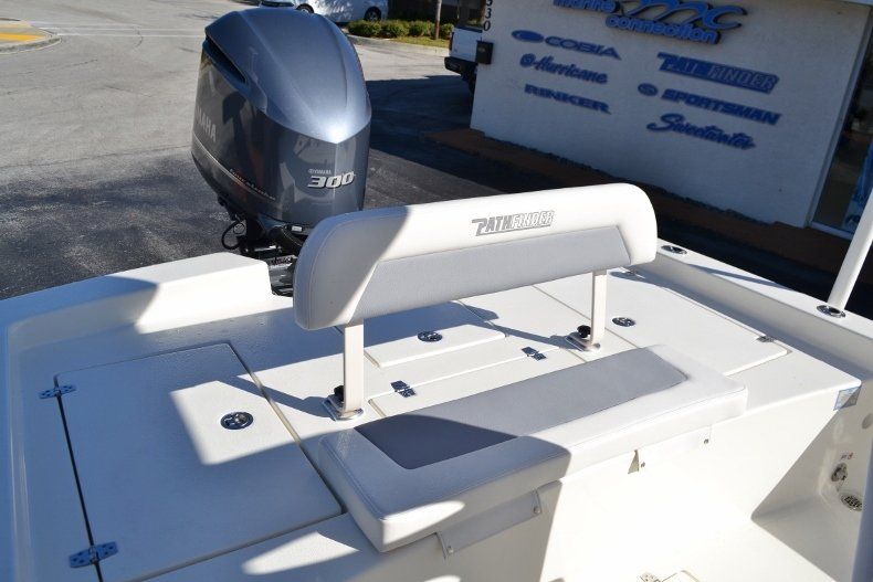 Thumbnail 15 for New 2018 Pathfinder 2600 HPS Bay Boat boat for sale in Vero Beach, FL