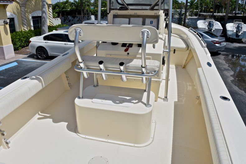 Thumbnail 14 for Used 2004 PARKER 2300 CC Center Console boat for sale in West Palm Beach, FL