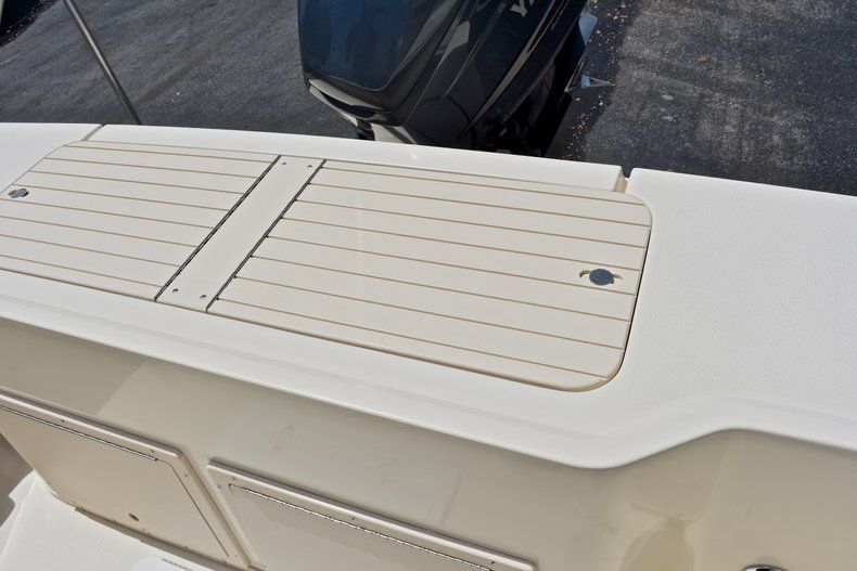 Thumbnail 19 for Used 2004 PARKER 2300 CC Center Console boat for sale in West Palm Beach, FL
