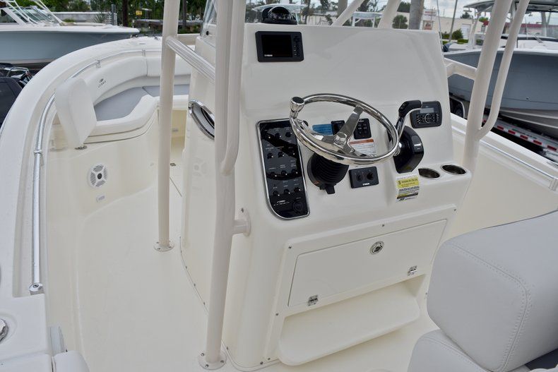 Thumbnail 27 for New 2018 Cobia 237 Center Console boat for sale in Miami, FL