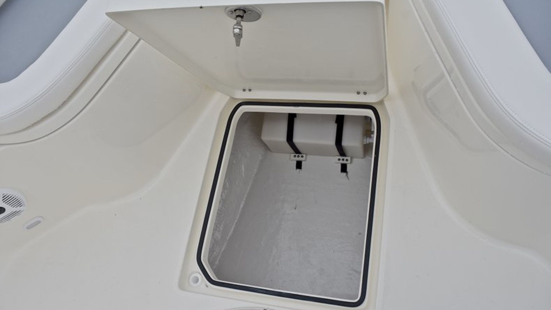 New 2018 Cobia 237 Center Console #P015 image 46