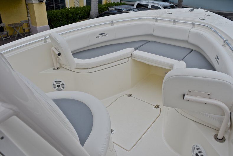 Thumbnail 42 for New 2018 Cobia 237 Center Console boat for sale in Miami, FL