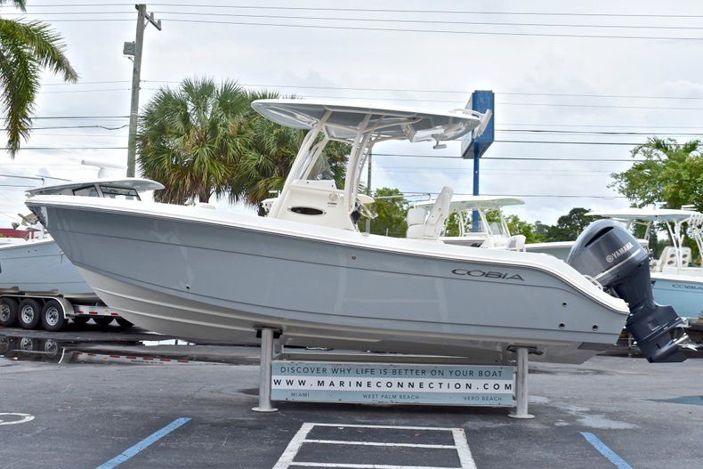 Thumbnail 5 for New 2018 Cobia 237 Center Console boat for sale in Miami, FL