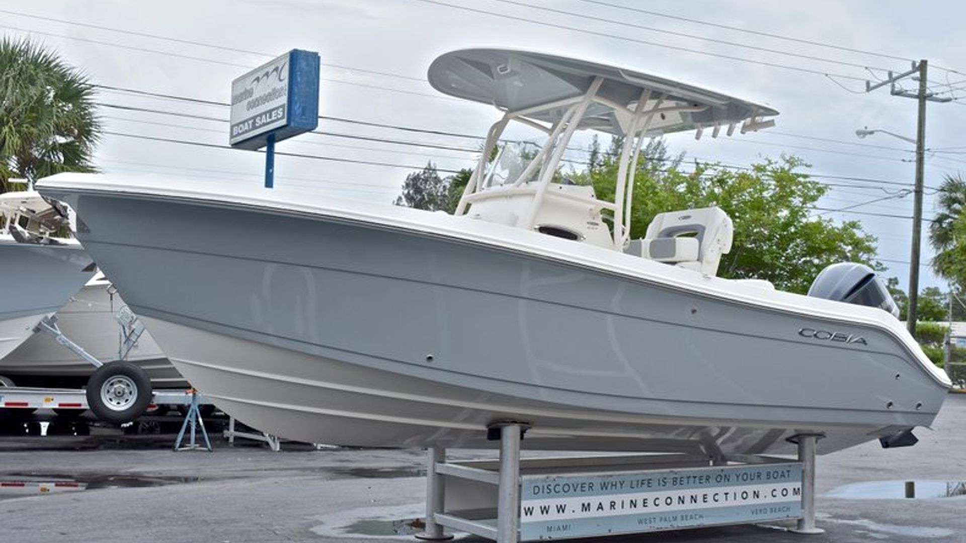 New 2018 Cobia 237 Center Console #P015 image 6