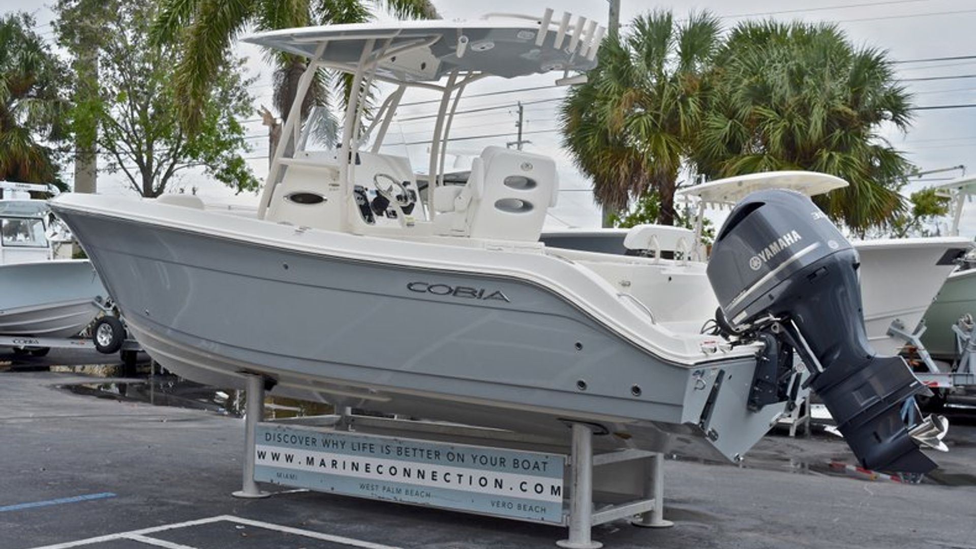 New 2018 Cobia 237 Center Console #P015 image 8