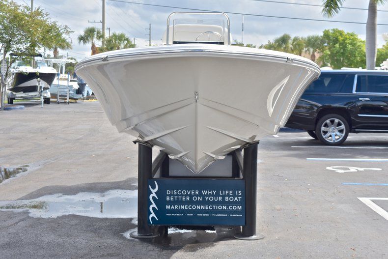 Thumbnail 2 for New 2018 Sportsman 20 Island Bay boat for sale in Vero Beach, FL