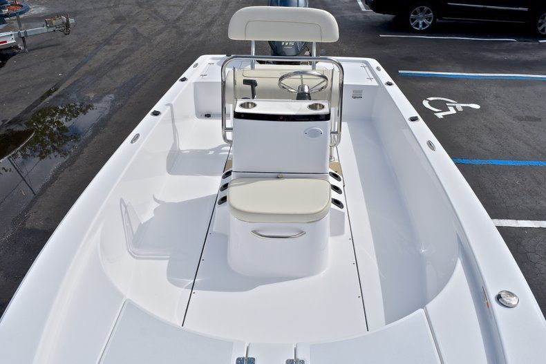Thumbnail 29 for New 2018 Sportsman 20 Island Bay boat for sale in Vero Beach, FL