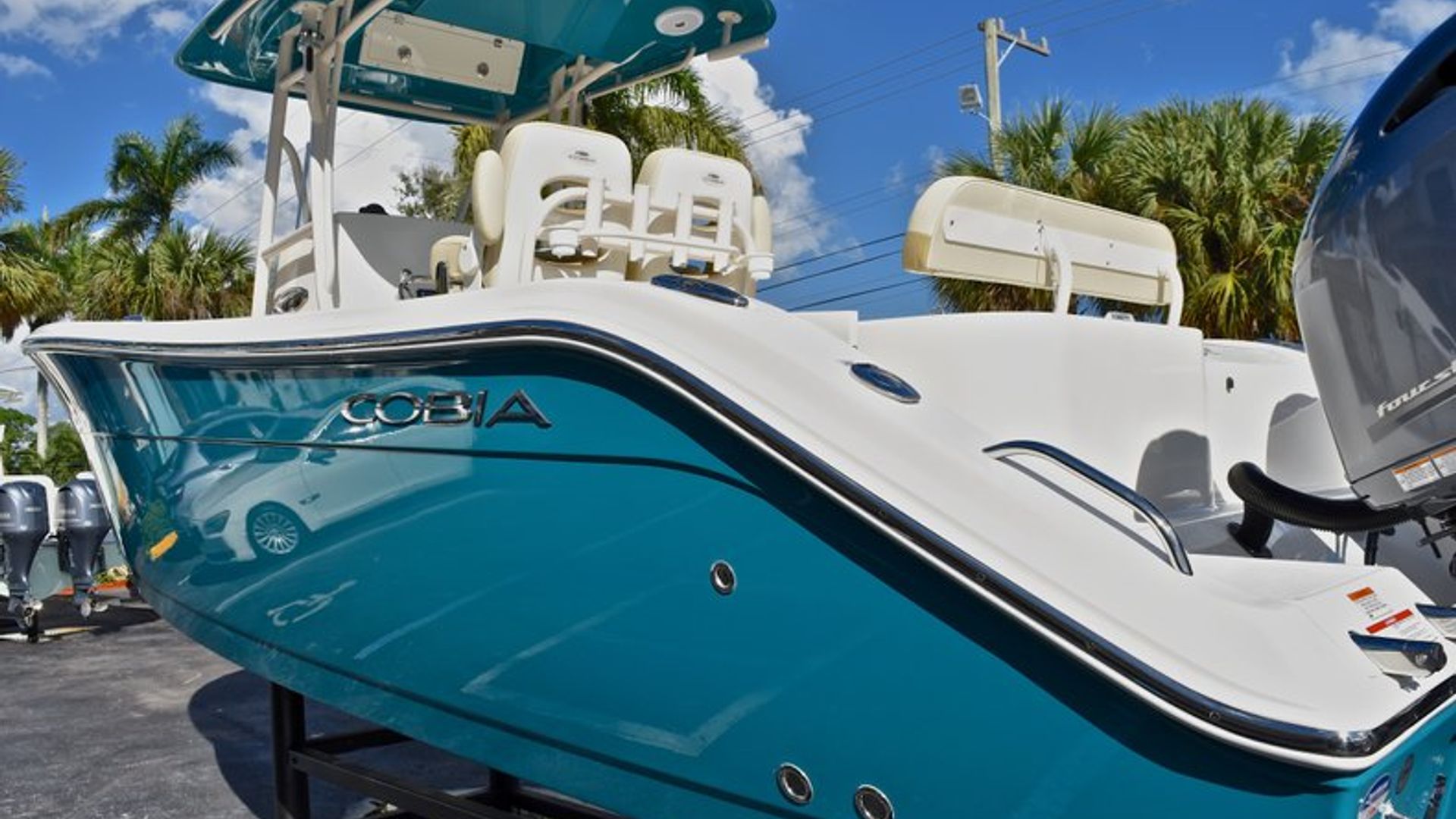 New 2018 Cobia 277 Center Console #W031 image 8