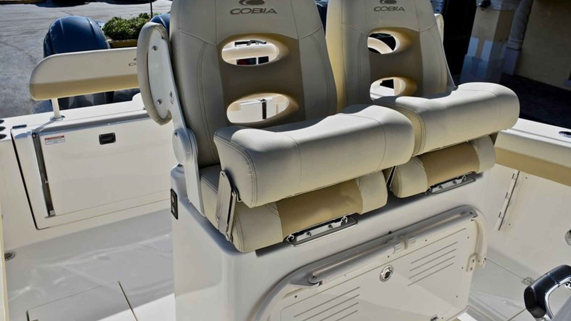 New 2018 Cobia 277 Center Console #W031 image 29