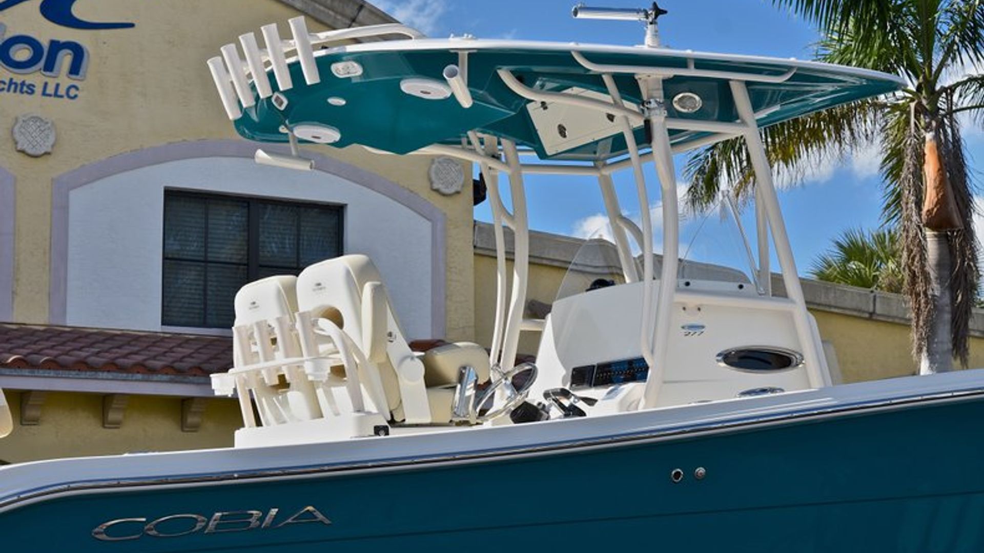 New 2018 Cobia 277 Center Console #W031 image 11