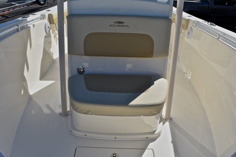 Thumbnail 46 for New 2018 Cobia 277 Center Console boat for sale in West Palm Beach, FL