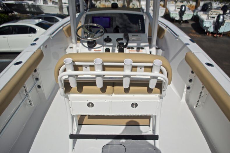Thumbnail 15 for New 2017 Sportsman Heritage 231 Center Console boat for sale in Vero Beach, FL