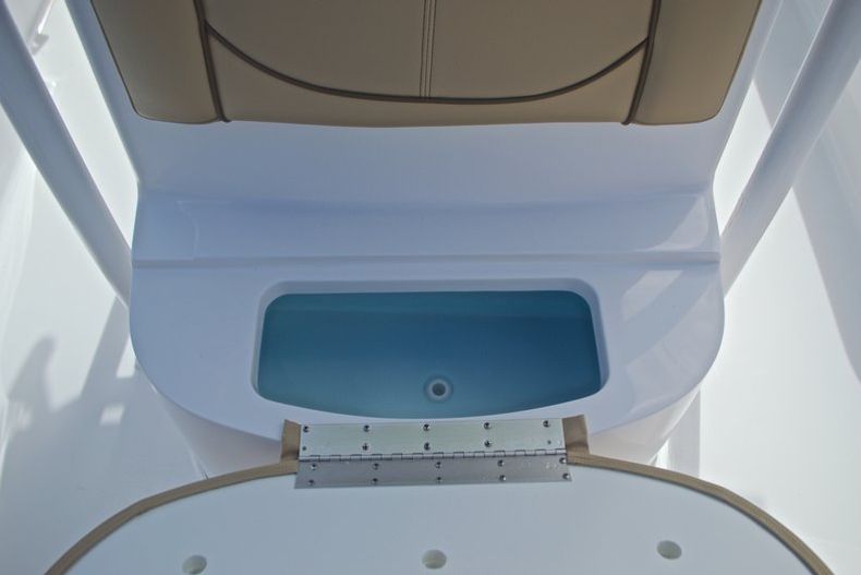 Thumbnail 45 for New 2017 Sportsman Heritage 231 Center Console boat for sale in Vero Beach, FL