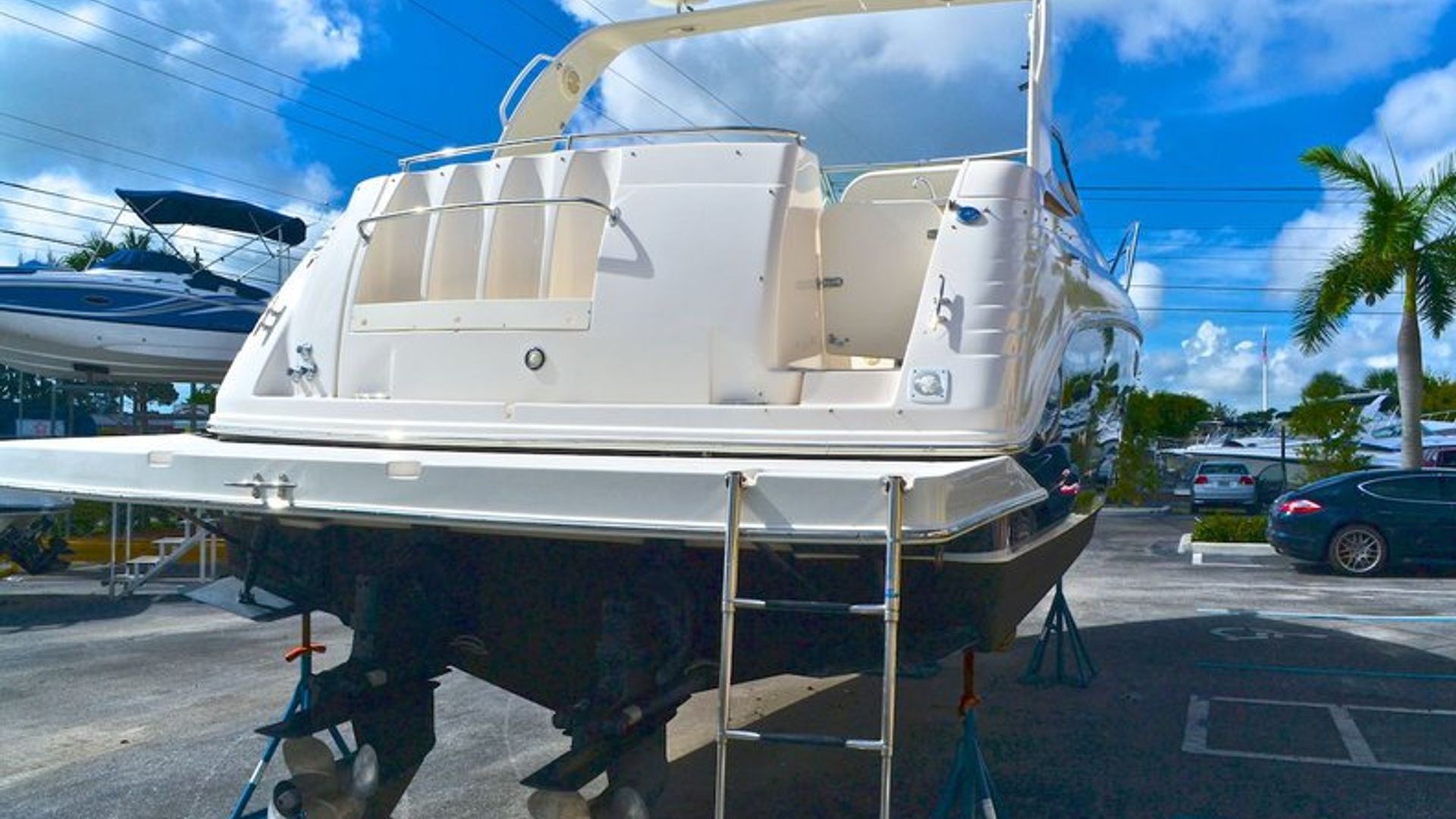 Used 2004 Rinker 312 Fiesta Vee #5704 image 16