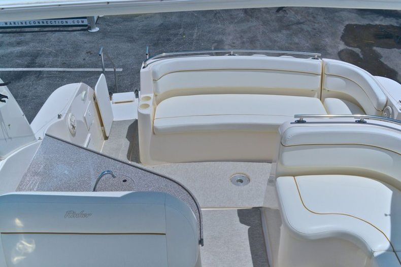 Thumbnail 34 for Used 2004 Rinker 312 Fiesta Vee boat for sale in West Palm Beach, FL