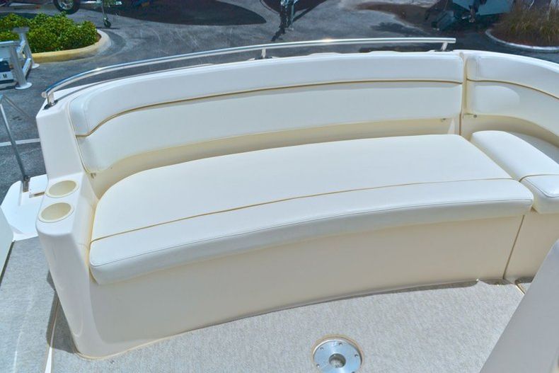 Thumbnail 35 for Used 2004 Rinker 312 Fiesta Vee boat for sale in West Palm Beach, FL