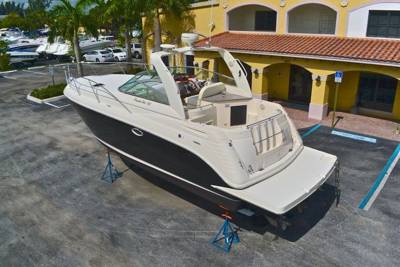 Thumbnail 130 for Used 2004 Rinker 312 Fiesta Vee boat for sale in West Palm Beach, FL