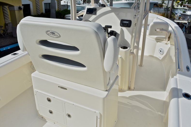 Thumbnail 11 for New 2018 Cobia 220 Center Console boat for sale in West Palm Beach, FL
