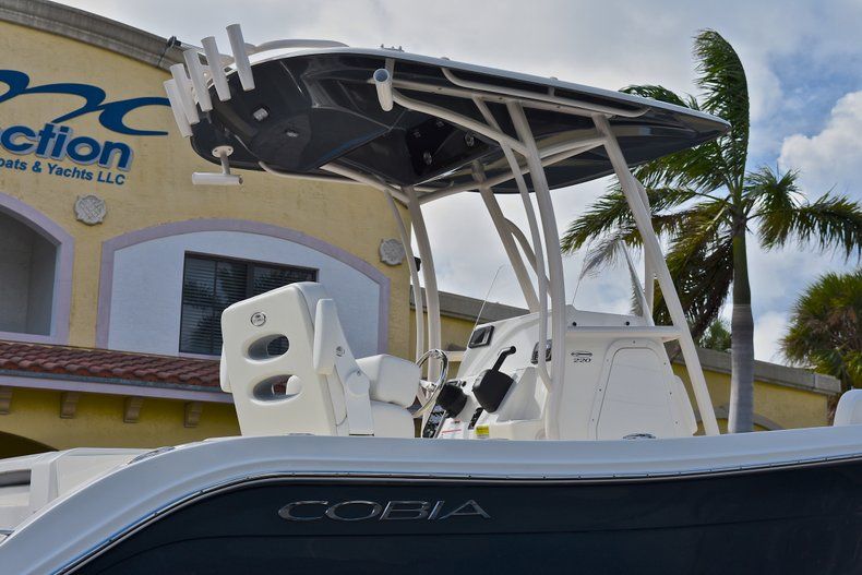 Thumbnail 10 for New 2018 Cobia 220 Center Console boat for sale in West Palm Beach, FL