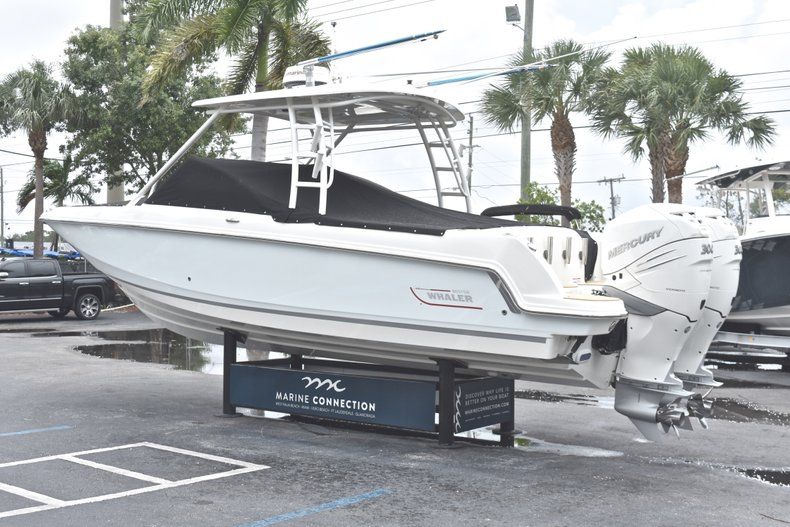 Thumbnail 88 for Used 2017 Boston Whaler 270 Vantage boat for sale in West Palm Beach, FL