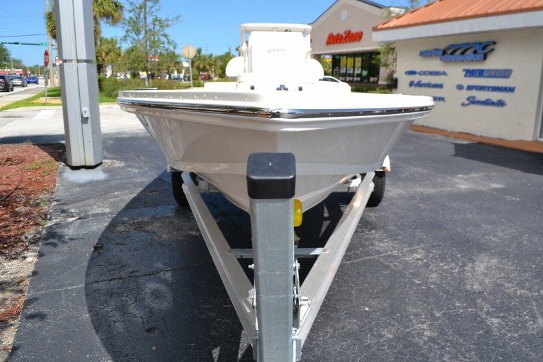Thumbnail 2 for New 2018 Hewes Redfisher 18 boat for sale in Vero Beach, FL