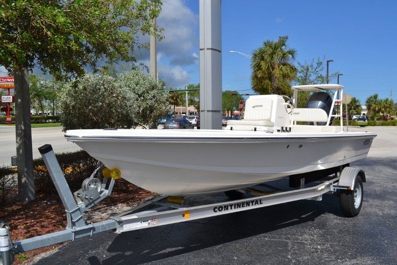 Thumbnail 1 for New 2018 Hewes Redfisher 18 boat for sale in Vero Beach, FL