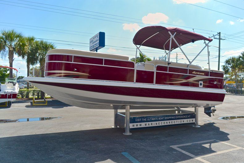 Thumbnail 11 for New 2013 Hurricane FunDeck FD 236 OB boat for sale in West Palm Beach, FL