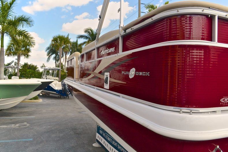 Thumbnail 23 for New 2013 Hurricane FunDeck FD 236 OB boat for sale in West Palm Beach, FL