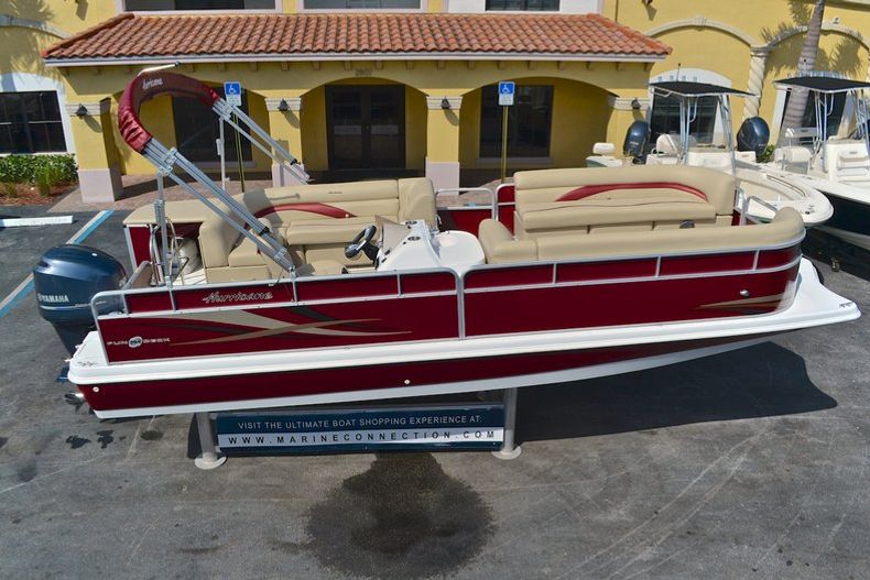 Thumbnail 84 for New 2013 Hurricane FunDeck FD 236 OB boat for sale in West Palm Beach, FL