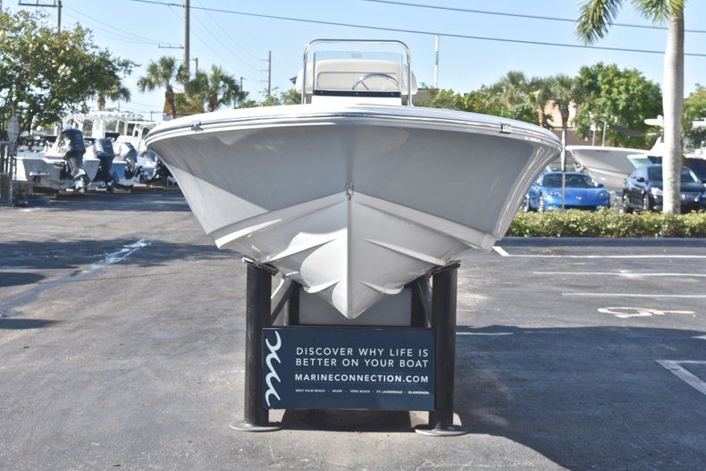 Thumbnail 2 for New 2018 Sportsman 20 Island Bay boat for sale in West Palm Beach, FL
