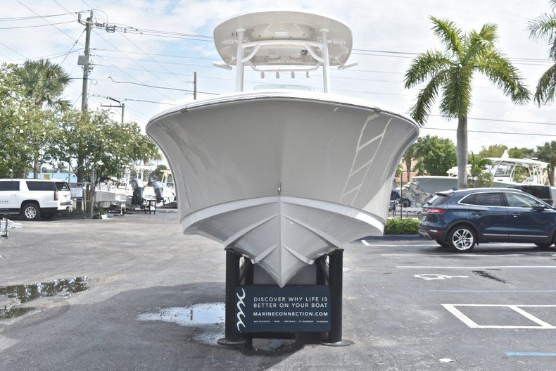 Thumbnail 2 for New 2018 Sportsman Heritage 231 Center Console boat for sale in Miami, FL
