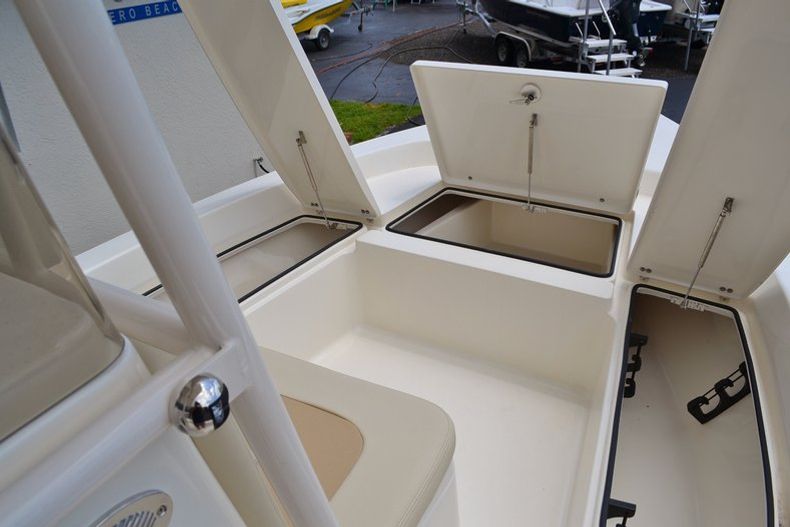 Thumbnail 17 for New 2014 Pathfinder 2200 TRS Bay Boat boat for sale in Vero Beach, FL