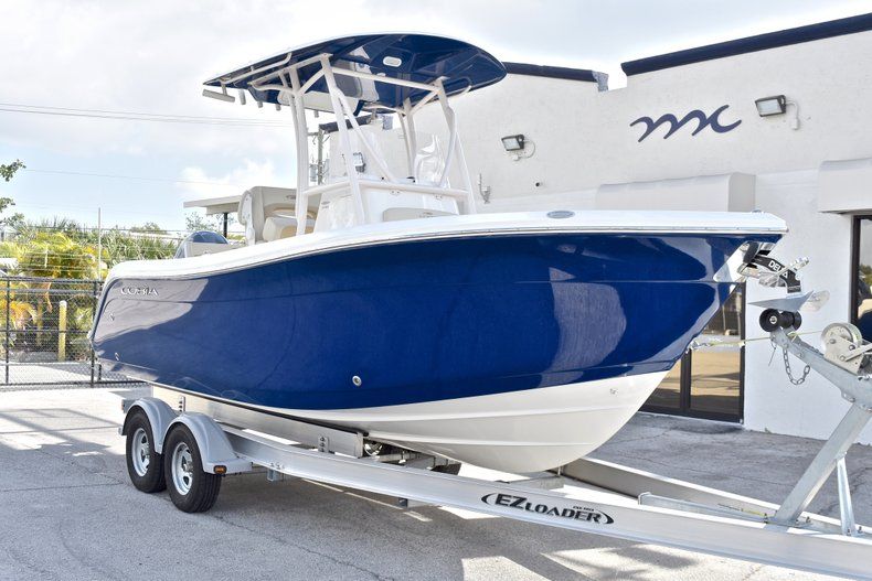 Thumbnail 1 for New 2018 Cobia 220 Center Console boat for sale in Fort Lauderdale, FL