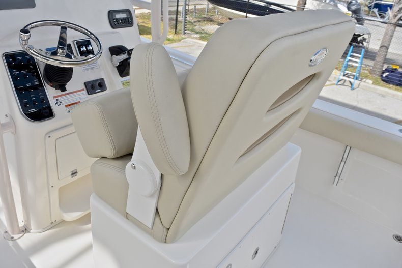 Thumbnail 24 for New 2018 Cobia 220 Center Console boat for sale in Fort Lauderdale, FL