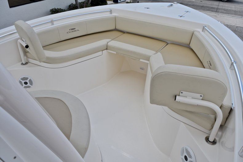 Thumbnail 38 for New 2018 Cobia 220 Center Console boat for sale in Fort Lauderdale, FL