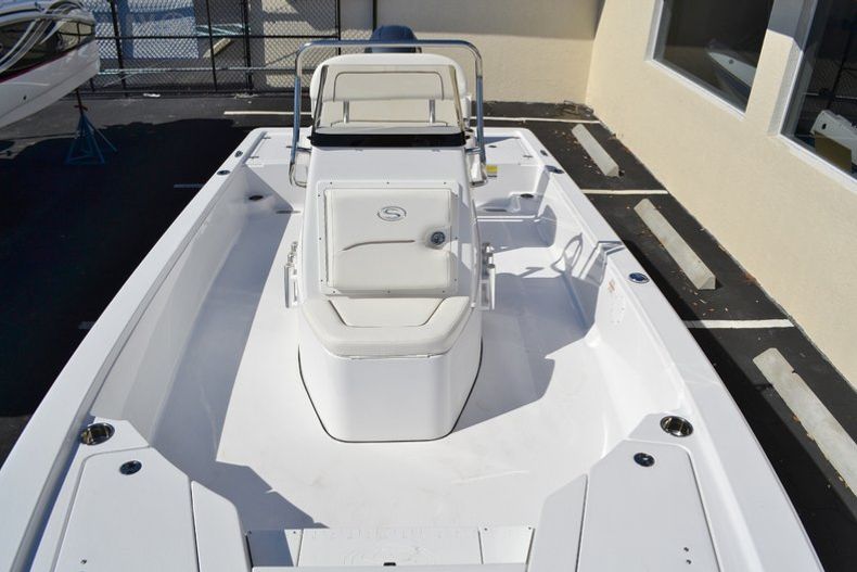 Thumbnail 17 for New 2015 Sportsman 214 SBX Bay Boat boat for sale in West Palm Beach, FL