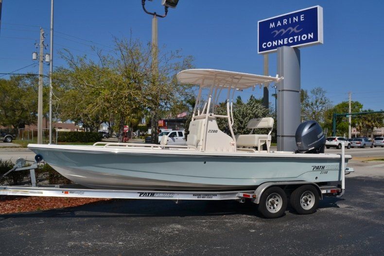 Photo for 2018 Pathfinder 2200 TRS Bay Boat