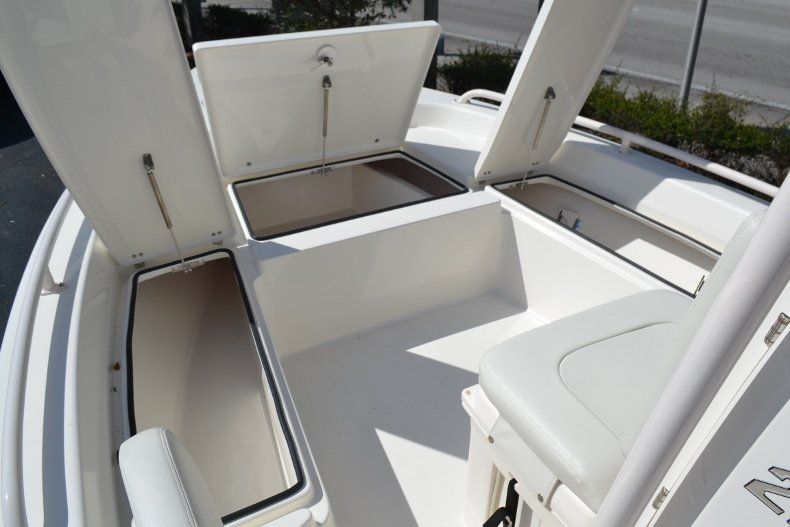 Thumbnail 20 for New 2018 Pathfinder 2200 TRS Bay Boat boat for sale in Vero Beach, FL