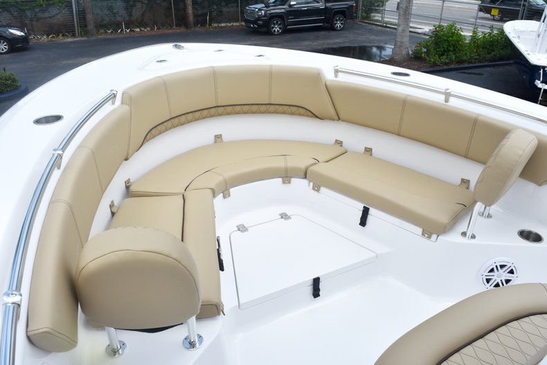 Thumbnail 44 for New 2019 Sportsman Heritage 231 Center Console boat for sale in Fort Lauderdale, FL