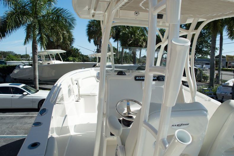 Thumbnail 12 for New 2015 Sailfish 290 CC Center Console boat for sale in West Palm Beach, FL