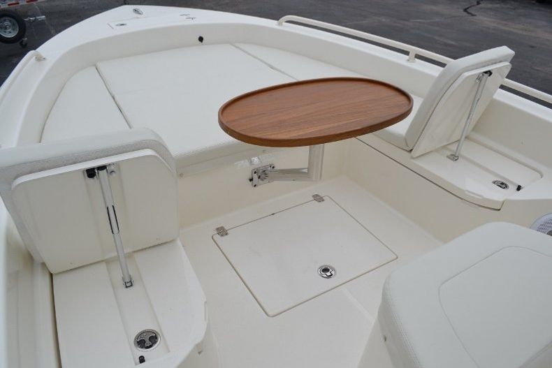 Thumbnail 23 for New 2016 Pathfinder 2600 TRS boat for sale in Vero Beach, FL