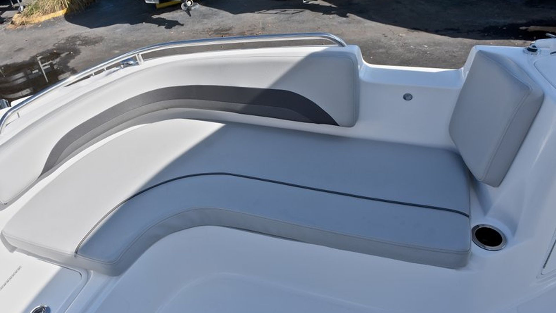 New 2018 Hurricane 211 SunDeck Sport OB #2946 image 52