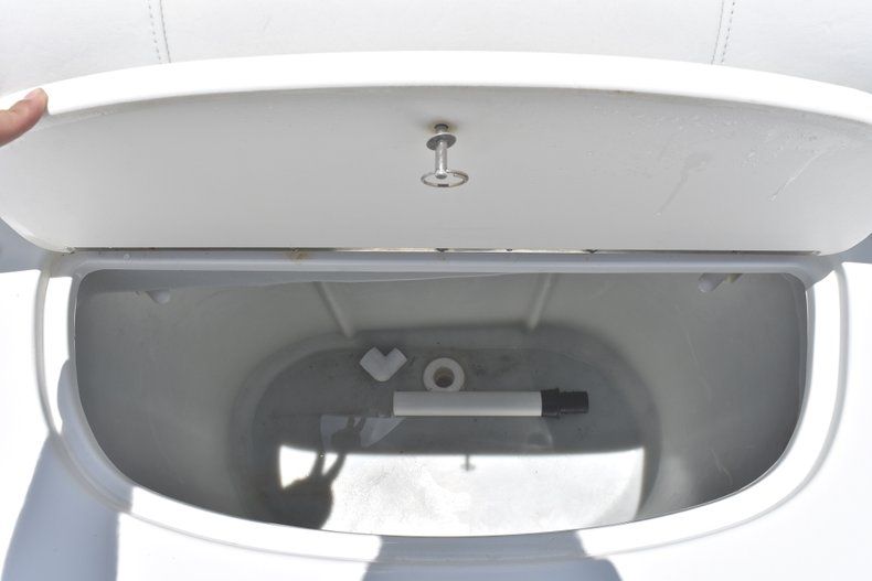 Thumbnail 18 for Used 2007 Polar 2100 WA boat for sale in West Palm Beach, FL