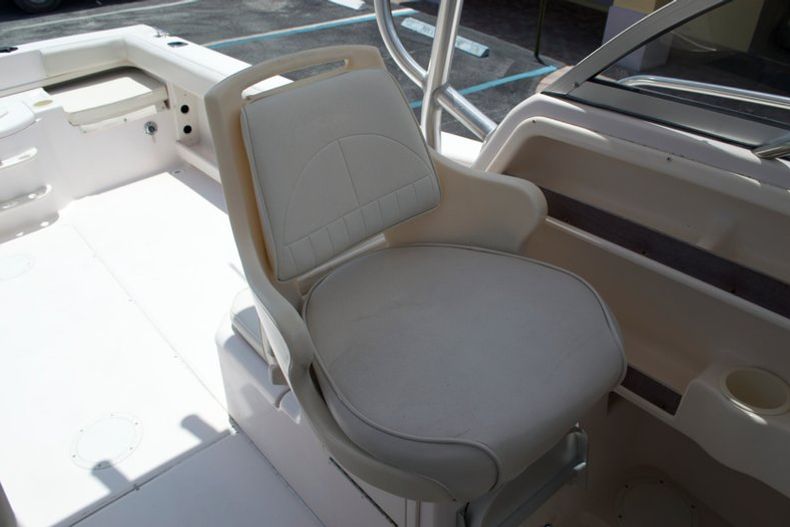 Thumbnail 29 for Used 2000 Grady-White Seafarer 228 Walk Around boat for sale in West Palm Beach, FL