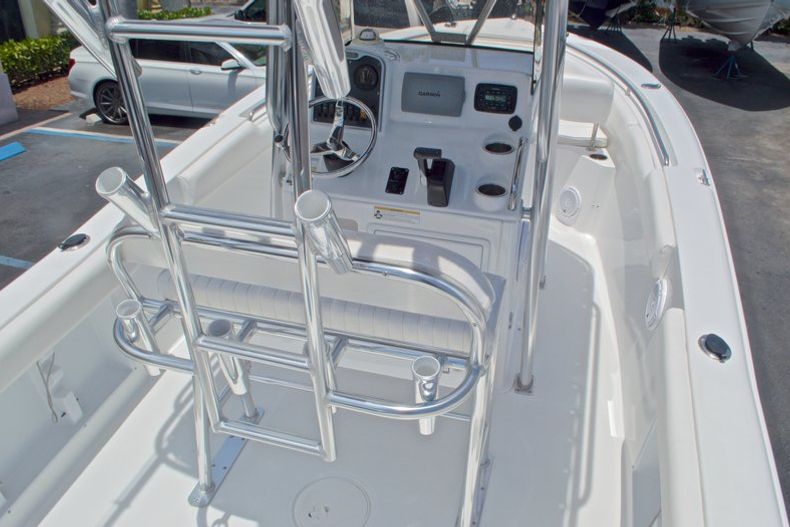 Thumbnail 12 for Used 2013 Sea Hunt 210 Triton boat for sale in West Palm Beach, FL