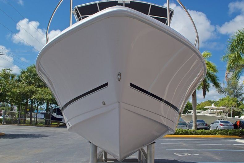 Thumbnail 3 for Used 2002 Pro-Line 22 Sport boat for sale in West Palm Beach, FL