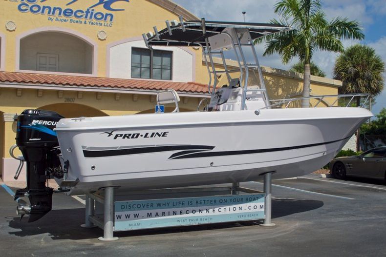 Thumbnail 12 for Used 2002 Pro-Line 22 Sport boat for sale in West Palm Beach, FL
