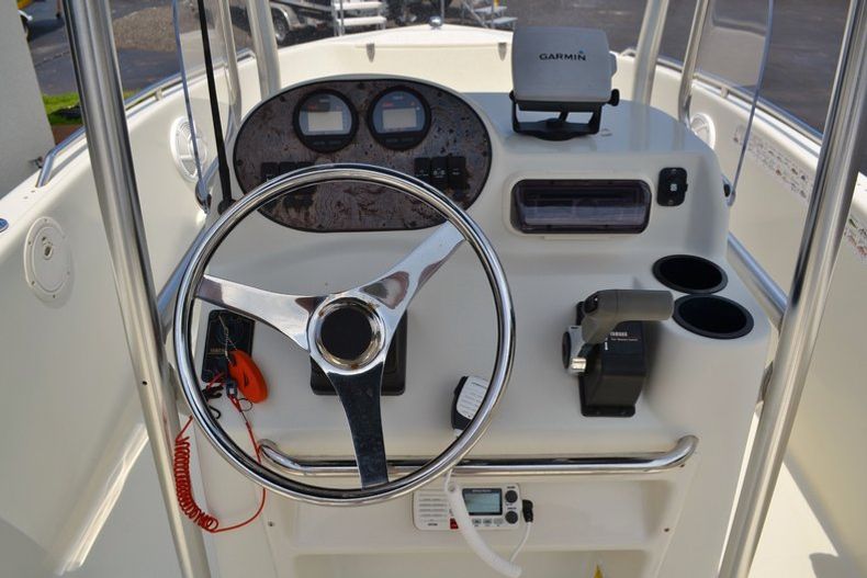 Thumbnail 13 for Used 2004 Caravelle 200 boat for sale in Vero Beach, FL